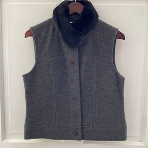Talbots Petites M wool vest with faux fur collar (removable)